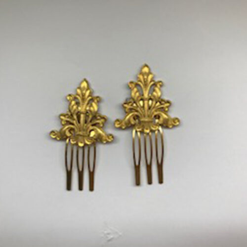 130B. Fancy hair comb